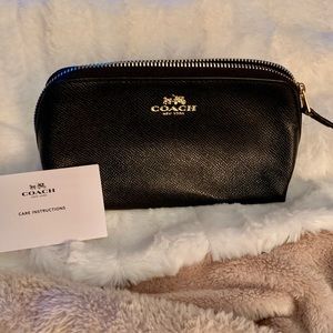 Coach F57857 Cosmetic Case 17 NWOT Black